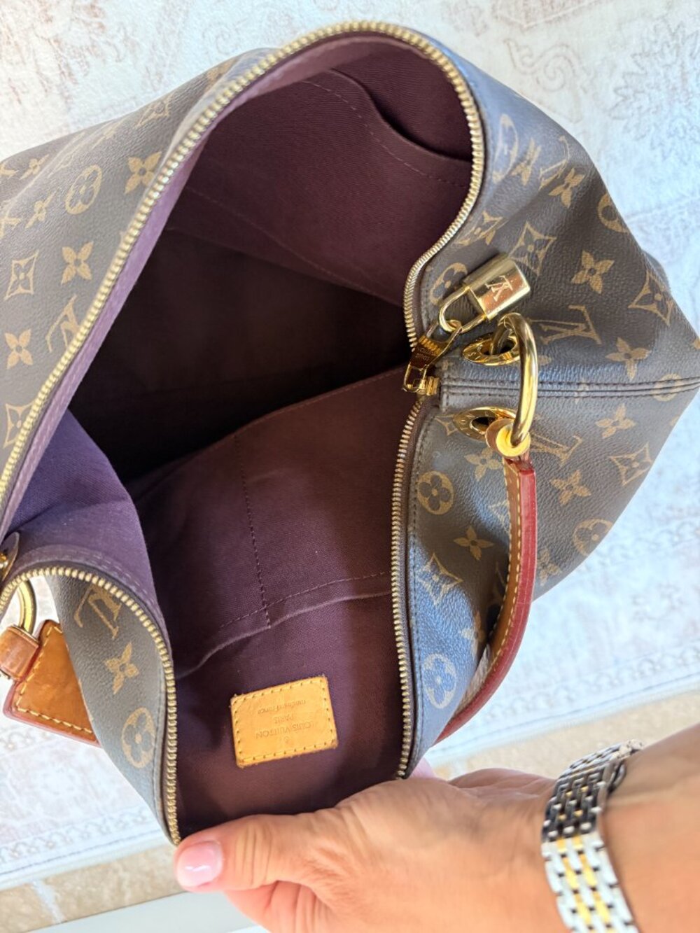 Louis Vuitton Berri MM Monogram Shoulder Bag Tote - Picture 7 of 9